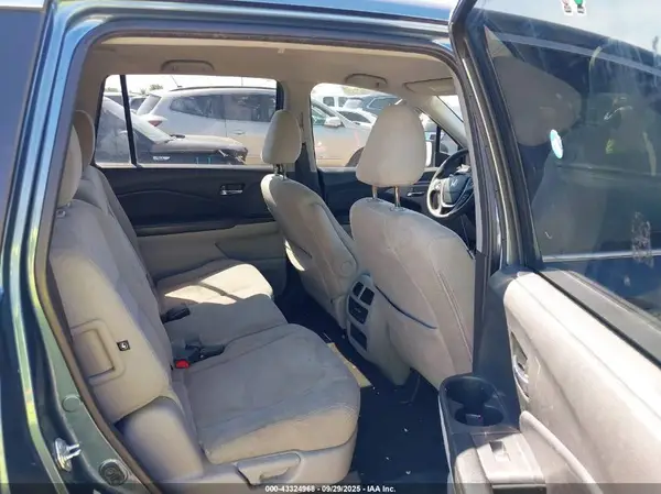 5FNYF5H3XGB004355 2016 HONDA PILOT - Image 8