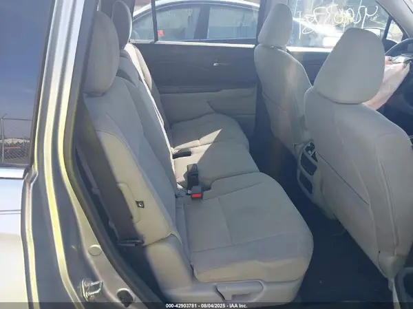 5FNYF5H3XGB016800 2016 HONDA PILOT - Image 8