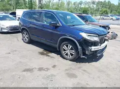 5FNYF5H3XHB008231 2017 HONDA PILOT