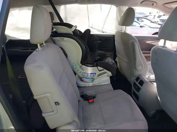 5FNYF5H3XHB010349 2017 HONDA PILOT - Image 8