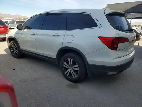 5FNYF5H3XJB003701 2018 HONDA PILOT - Image 2
