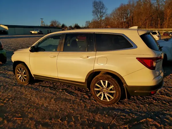 5FNYF5H3XKB000590 2019 HONDA PILOT - Image 2