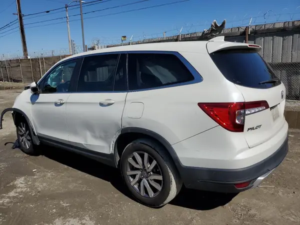 5FNYF5H3XKB018992 2019 HONDA PILOT - Image 2