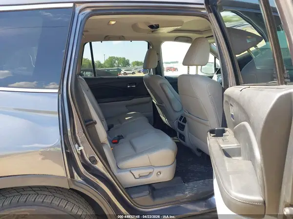 5FNYF5H42KB005016 2019 HONDA PILOT - Image 8