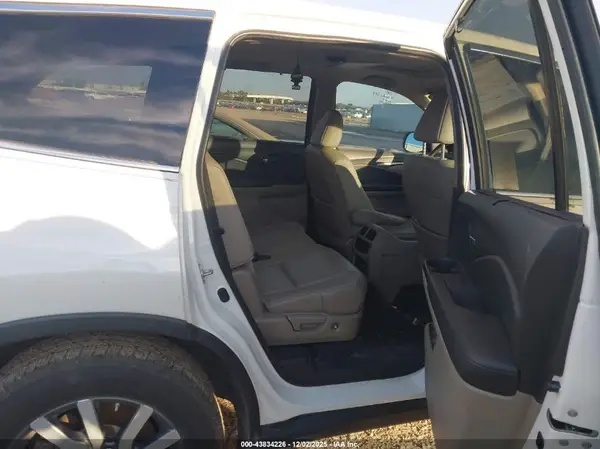 5FNYF5H42KB012497 2019 HONDA PILOT - Image 8