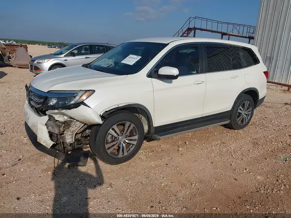 5FNYF5H45JB026120 2018 HONDA PILOT - Image 2