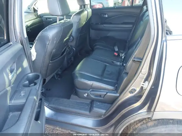 5FNYF5H45KB022750 2019 HONDA PILOT - Image 8