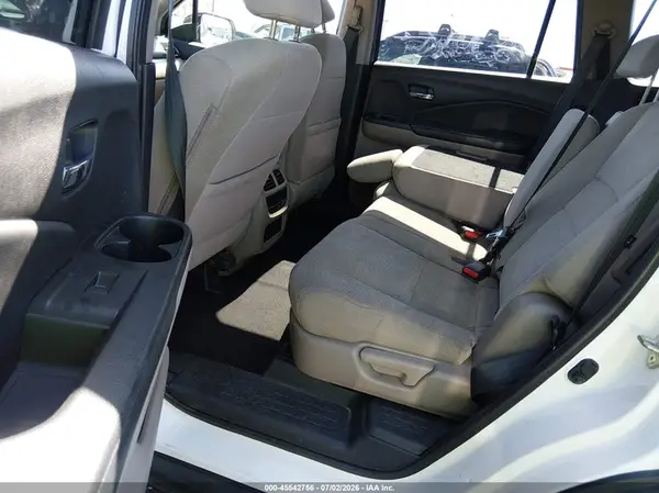 5FNYF5H46JB030600 2018 HONDA PILOT - Image 8