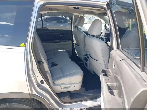 5FNYF5H46LB004744 2020 HONDA PILOT - Image 8