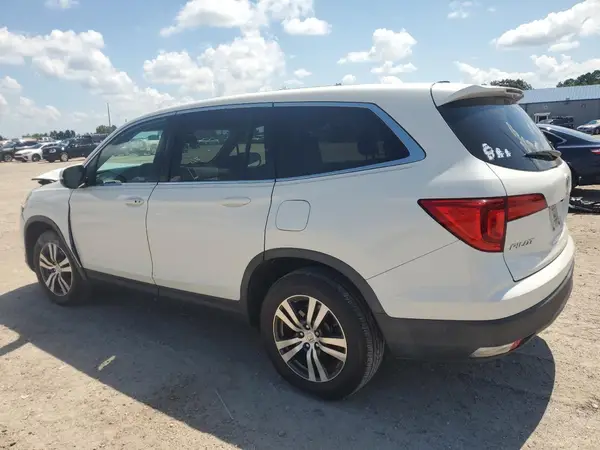 5FNYF5H49JB011068 2018 HONDA PILOT - Image 2