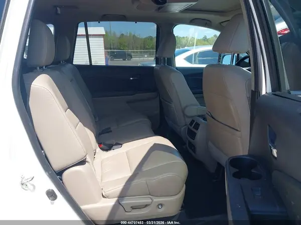 5FNYF5H49KB011556 2019 HONDA PILOT - Image 8