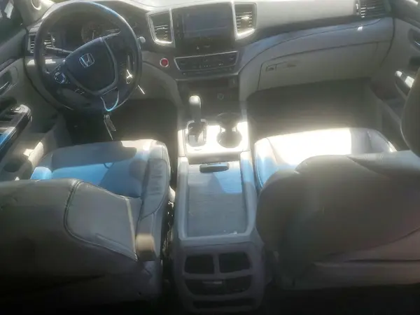 5FNYF5H50HB002455 2017 HONDA PILOT - Image 8