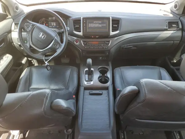 5FNYF5H50HB004481 2017 HONDA PILOT - Image 8