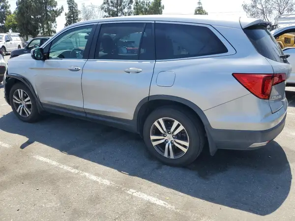 5FNYF5H50HB006036 2017 HONDA PILOT - Image 2