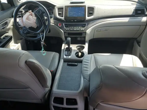 5FNYF5H50HB006036 2017 HONDA PILOT - Image 8