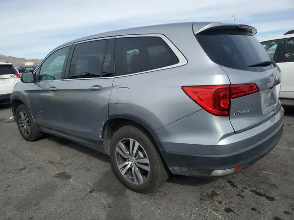 5FNYF5H50HB011995 2017 HONDA PILOT - Image 2
