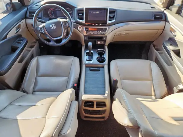 5FNYF5H50HB017747 2017 HONDA PILOT - Image 8