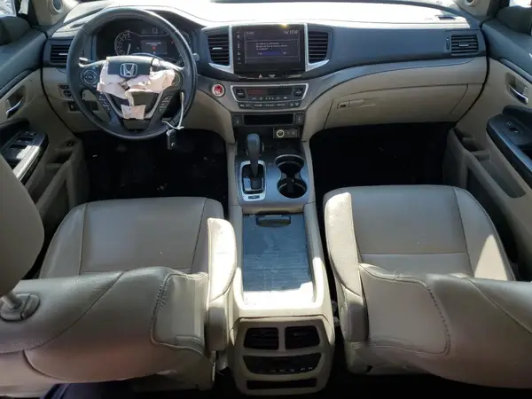 5FNYF5H50JB003868 2018 HONDA PILOT - Image 8