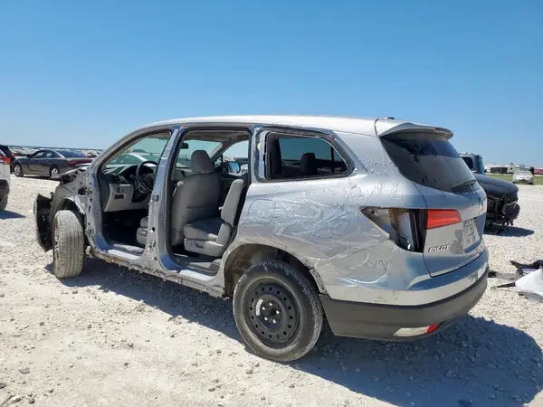 5FNYF5H50JB006818 2018 HONDA PILOT - Image 2