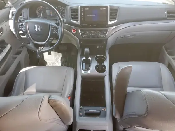 5FNYF5H50JB013753 2018 HONDA PILOT - Image 8