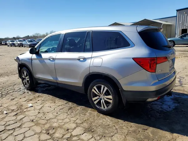 5FNYF5H50JB020671 2018 HONDA PILOT - Image 2
