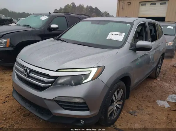 5FNYF5H50JB022680 2018 HONDA PILOT - Image 2
