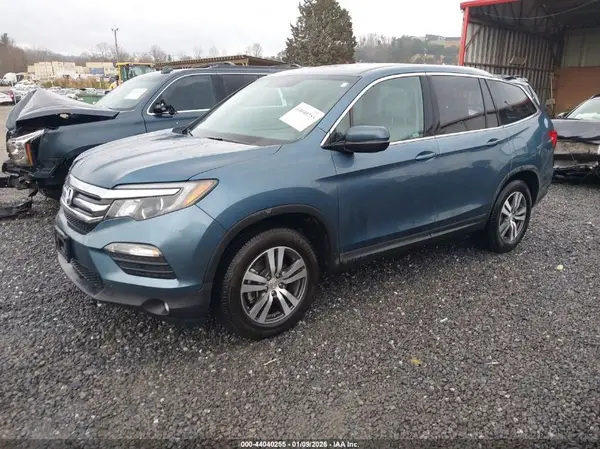 5FNYF5H50JB024414 2018 HONDA PILOT - Image 2
