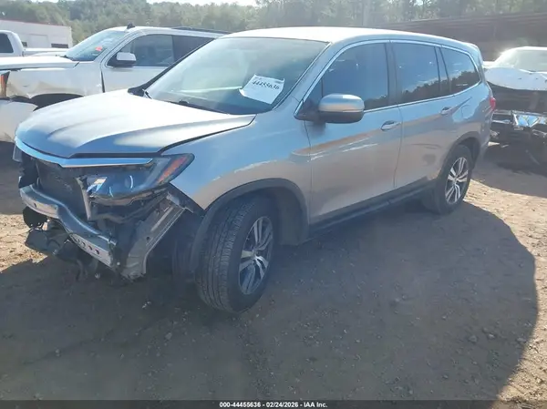 5FNYF5H50JB032948 2018 HONDA PILOT - Image 2