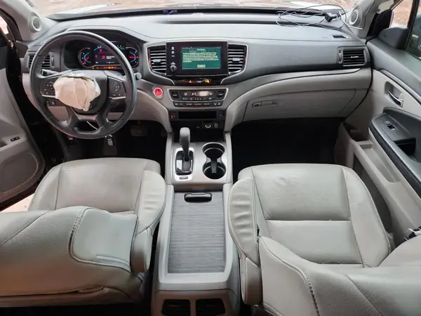 5FNYF5H50KB010143 2019 HONDA PILOT - Image 8