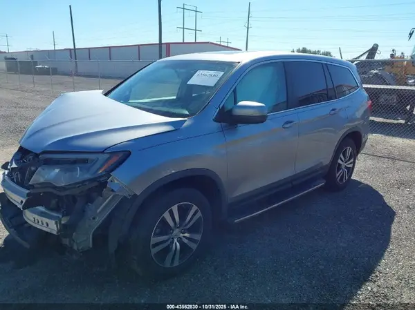 5FNYF5H51HB005042 2017 HONDA PILOT - Image 2