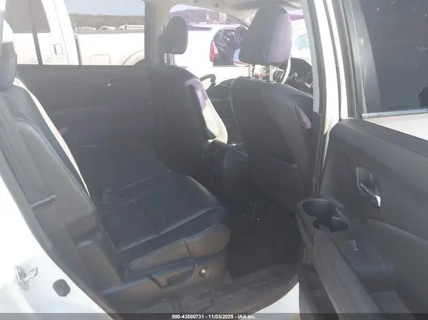 5FNYF5H51HB005946 2017 HONDA PILOT - Image 8