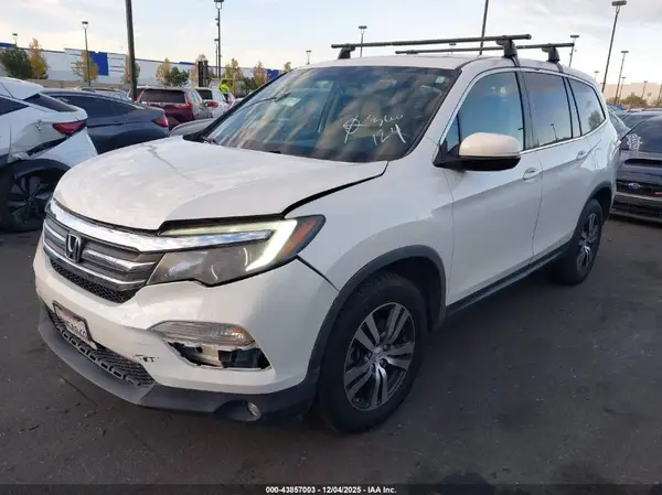 5FNYF5H51HB006403 2017 HONDA PILOT - Image 2