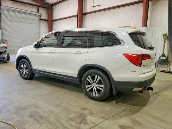 5FNYF5H51HB032905 2017 HONDA PILOT - Image 2