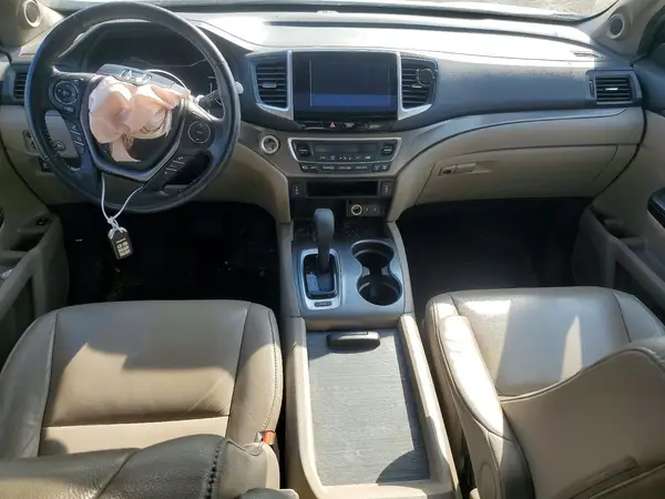 5FNYF5H51HB042799 2017 HONDA PILOT - Image 8