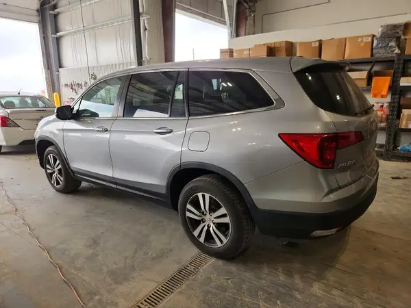 5FNYF5H51HB047422 2017 HONDA PILOT - Image 2