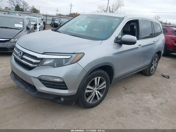 5FNYF5H51JB003247 2018 HONDA PILOT - Image 2