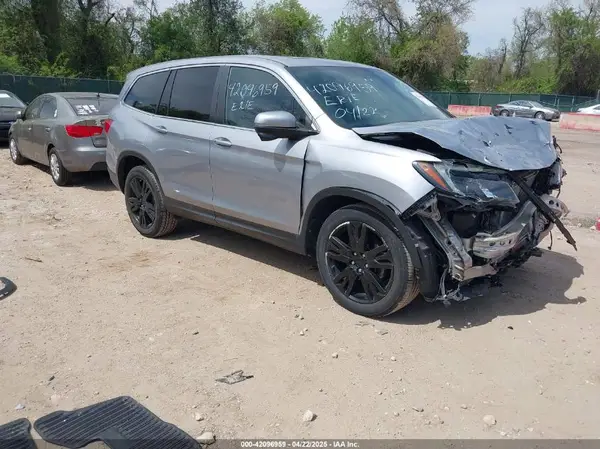 5FNYF5H51JB010358 2018 HONDA PILOT - Image 1