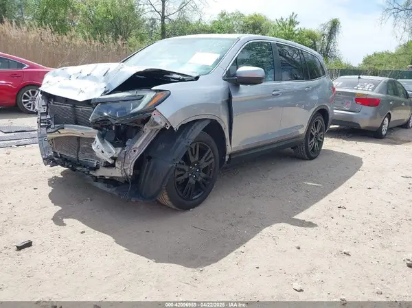 5FNYF5H51JB010358 2018 HONDA PILOT - Image 2
