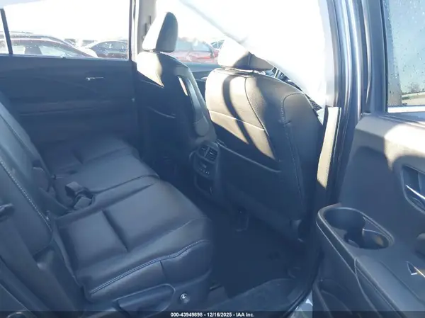 5FNYF5H51KB011320 2019 HONDA PILOT - Image 8