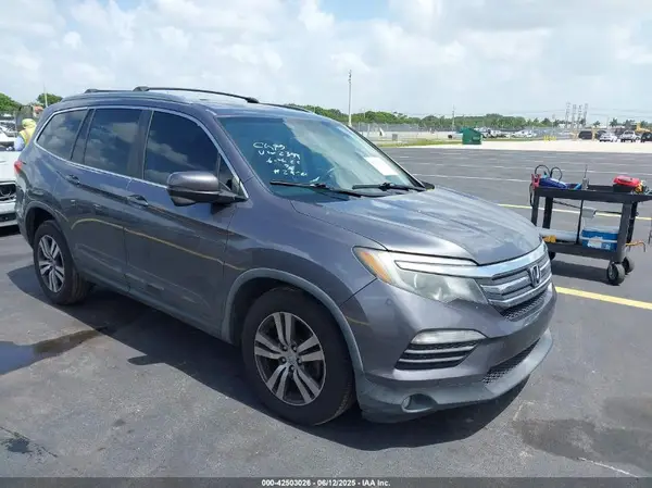 5FNYF5H52GB012399 2016 HONDA PILOT - Image 1