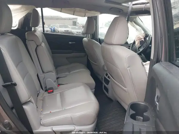 5FNYF5H52GB037657 2016 HONDA PILOT - Image 8