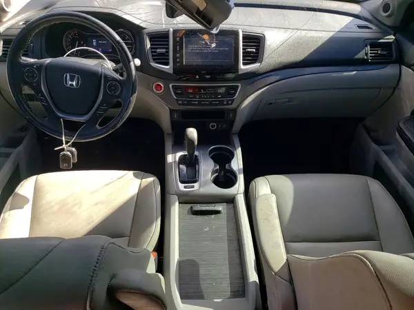 5FNYF5H52HB000741 2017 HONDA PILOT - Image 8