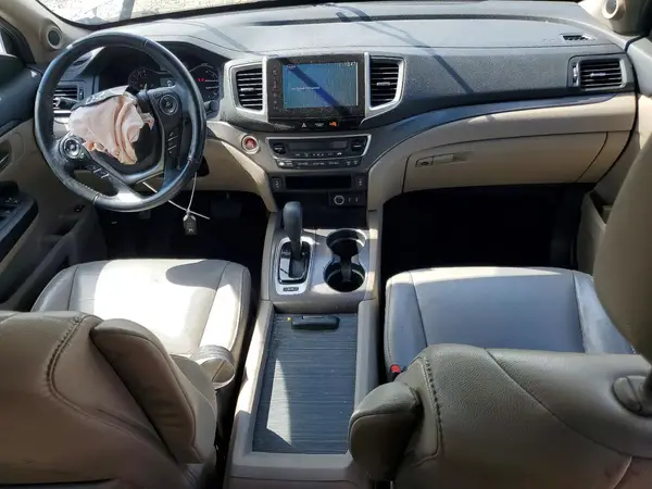 5FNYF5H52HB009665 2017 HONDA PILOT - Image 8