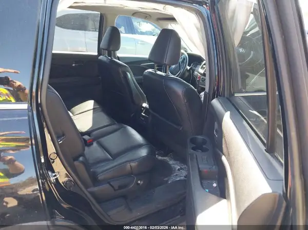 5FNYF5H52HB016163 2017 HONDA PILOT - Image 8