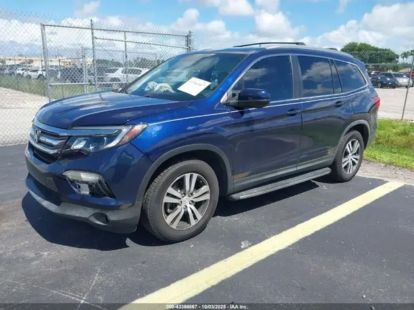 5FNYF5H52HB019855 2017 HONDA PILOT - Image 2
