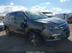 5FNYF5H52HB021556 2017 HONDA PILOT