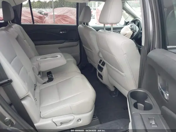 5FNYF5H52HB023808 2017 HONDA PILOT - Image 8