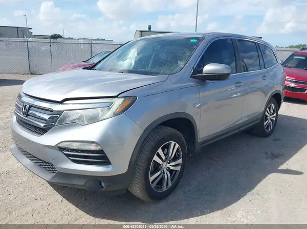 5FNYF5H52HB024330 2017 HONDA PILOT - Image 2