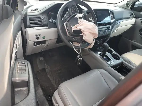 5FNYF5H52HB028720 2017 HONDA PILOT - Image 8