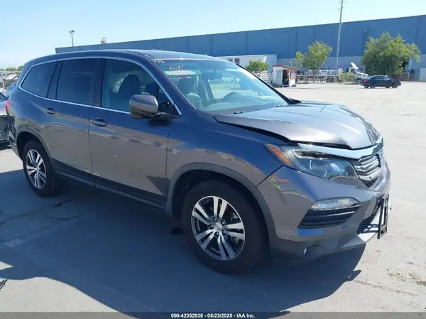5FNYF5H52HB030869 2017 HONDA PILOT - Image 1